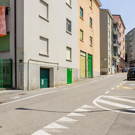 アパート Maya's - A Due Passi Dal E Centro Storico レッコ