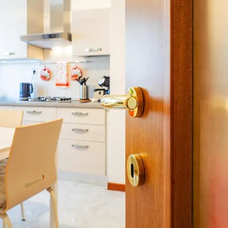 Maya's - A Due Passi Dal E Centro Storico アパート